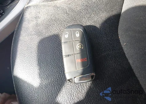 2020 Jeep Compass Latitude 4X4 из США, поврежденный, VIN 3C4NJDBB5LT157152